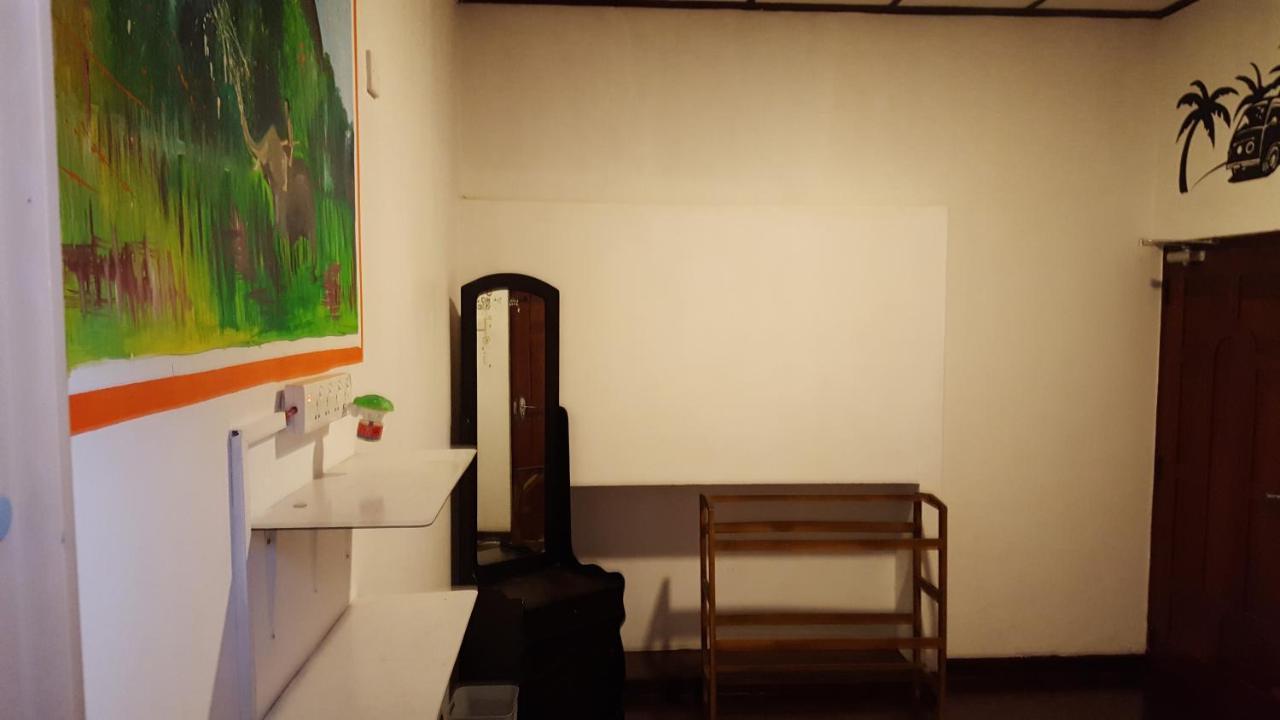 The Backpack Hub At Weligama Hostel Ngoại thất bức ảnh