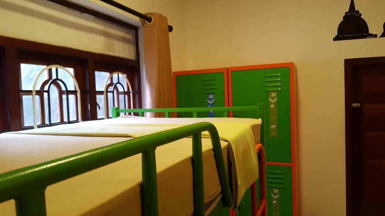 The Backpack Hub At Weligama Hostel Ngoại thất bức ảnh